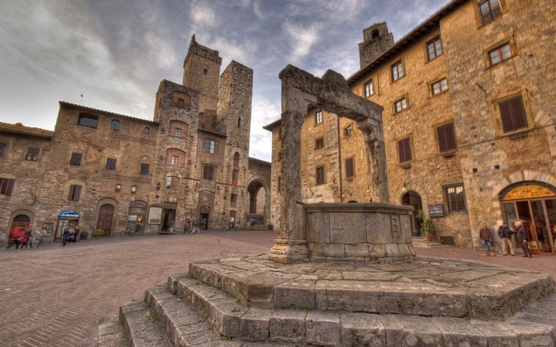 San Giminiano - Main square